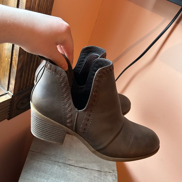 sofia taylor dress boots - Picture 2 of 3